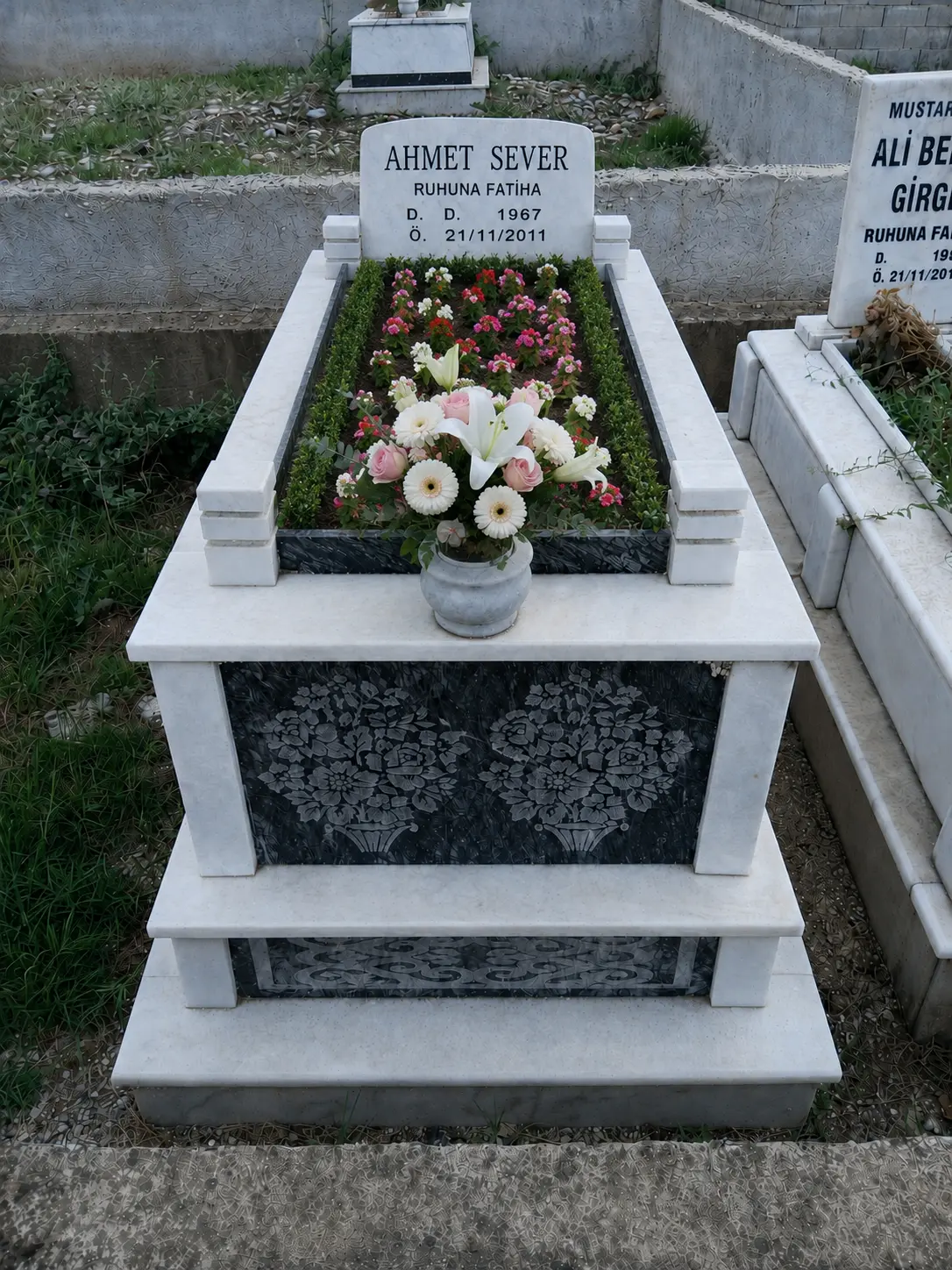 Bakım sonrası mezar görünümü